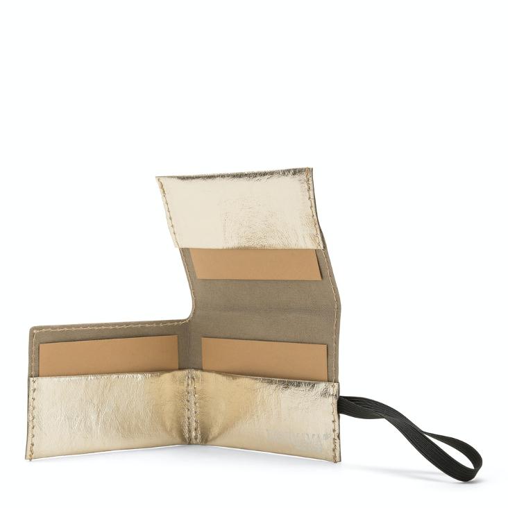 CARD HOLDER METALLIC PLATINO