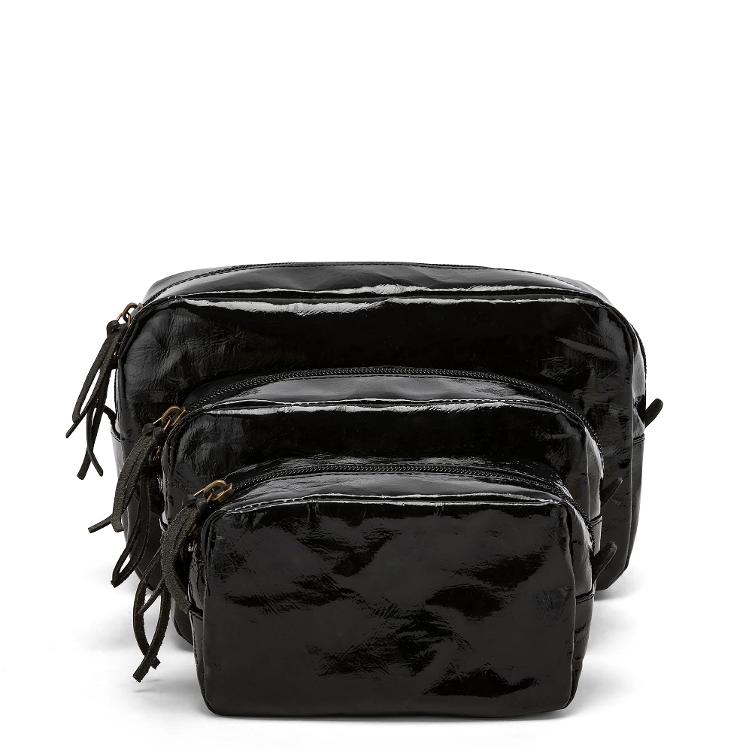 BEAUTY CASE SMALL BLACK VERNICE (GLOSSY) / LIEFERZEIT: AB BESTELLDATUM CA. 4-6 WOCHEN