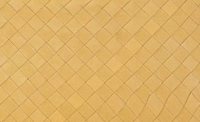 VORBESTELLEN: TERME BON-BON SMALL INTRECCIATO CREMA. (LIEFERBAR CA 4-6 WOCHEN AB BESTELLDATUM)