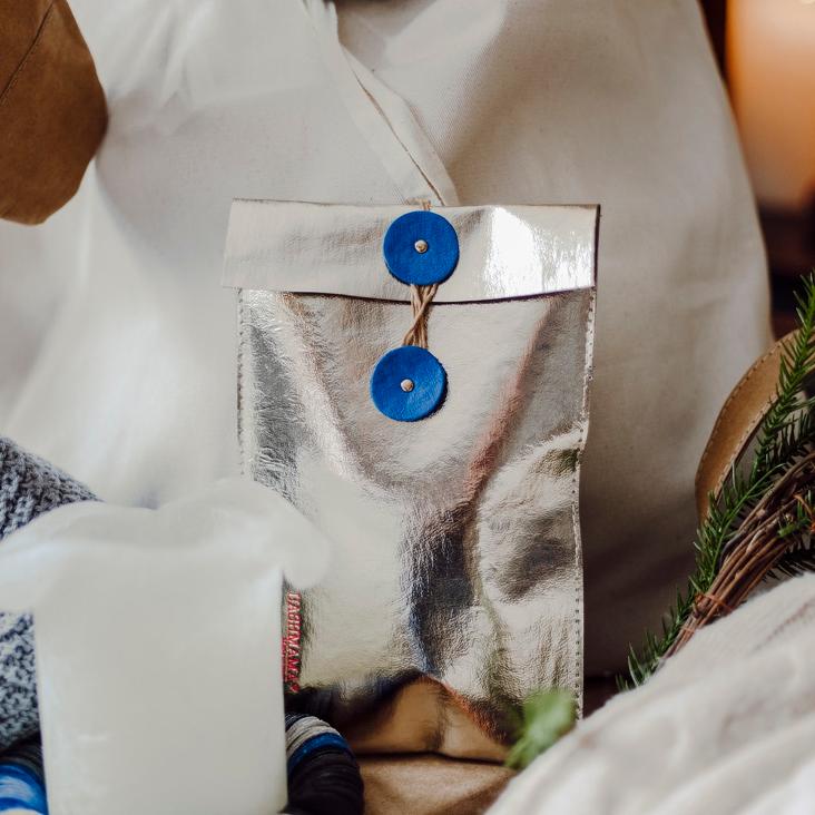 CADEAUX ENVELOPE ZERO WASTE SMALL PLATINO/COBALDO (NUR NOCH 1 STÜCK)