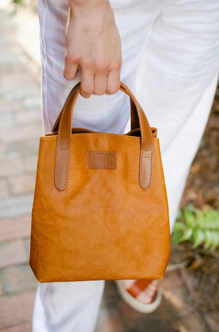 VORBESTELLEN: IM LAUFE DES JUNI LIEFERBAR: CAMI BAG SMALL VACCHETTA MOU
