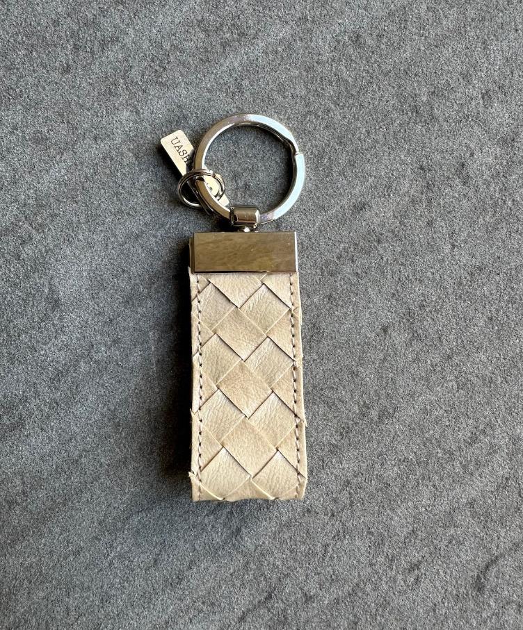 NEU: KARL KEY RING INTRECCIATO BONE