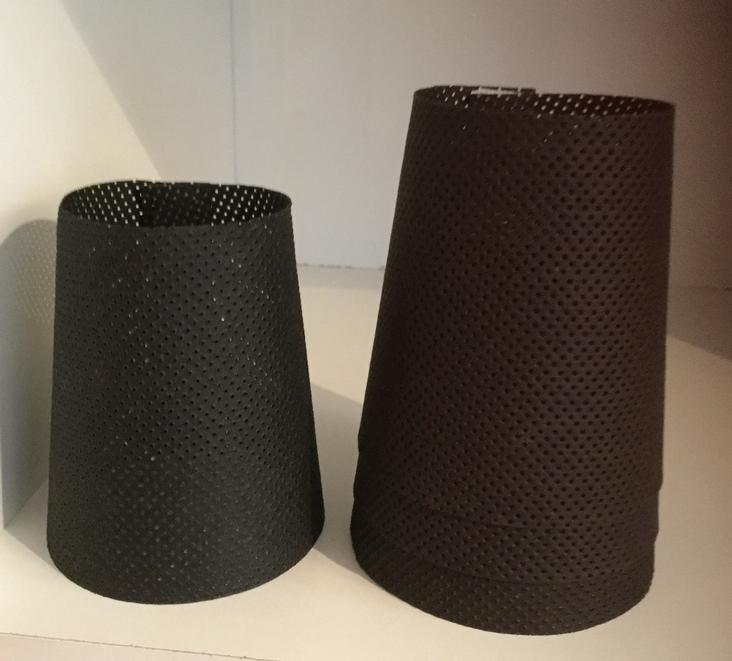 LAMPSHADE PERFORATED SMALL BLACK (SOLANGE VORRAT REICHT)