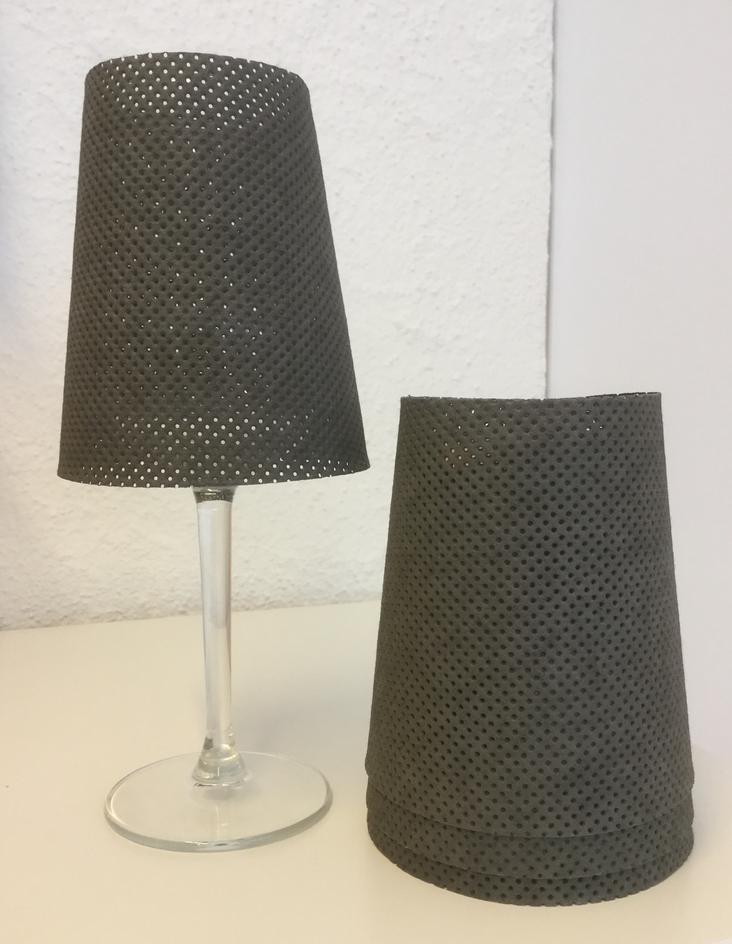 LAMPSHADE PERFORATED SMALL DARK GREY (SOLANGE VORRAT REICHT)