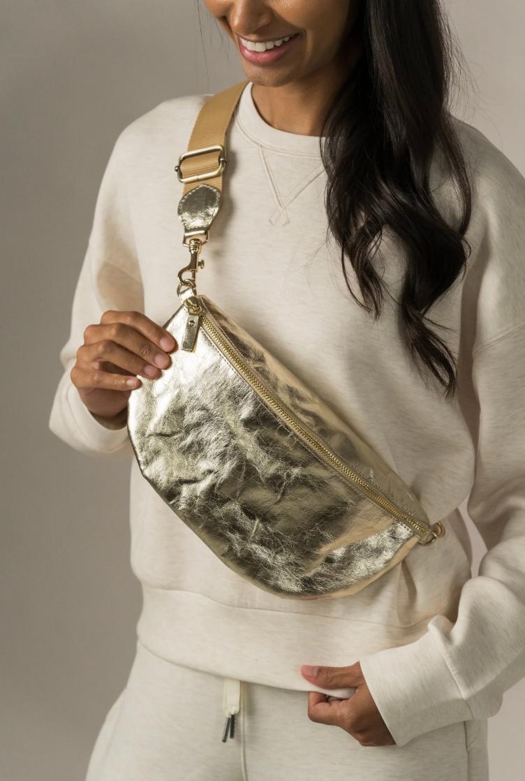 MARSUPIO SLING BAG METALLIC PLATINO