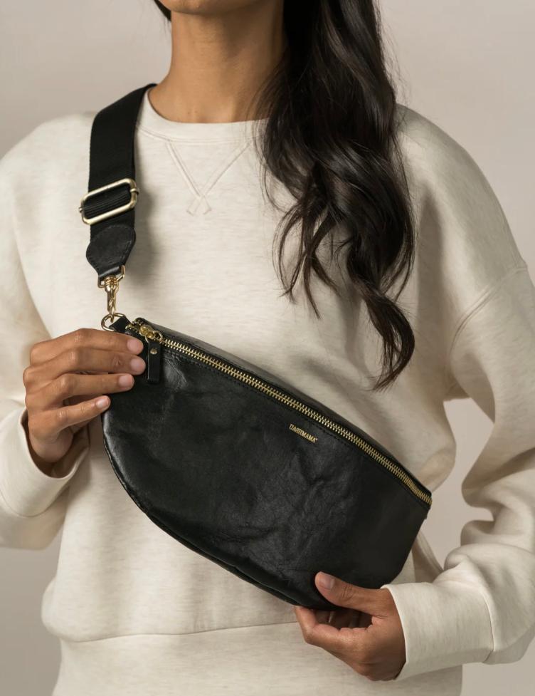 VORBESTELLEN: BALD WIEDER LIEFERBAR: MARSUPIO SLING BAG VACCHETTA BLACK