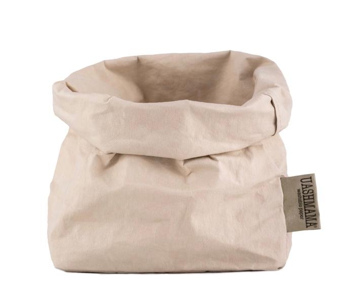 PAPER BAG COLORED MEDIUM CASHMERE / LIEFERZEIT: AB BESTELLDATUM CA. 4-6 WOCHEN