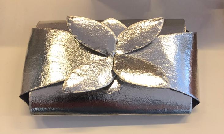 SOAP PACKAGING ZERO WASTE METALLIC SILVER