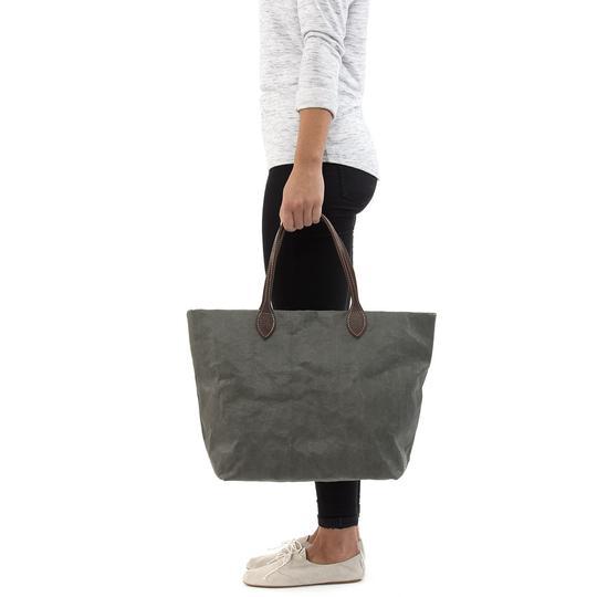TOTTY BAG SMALL DARK GREY / LIEFERZEIT: AB BESTELLDATUM CA. 4-6 WOCHEN