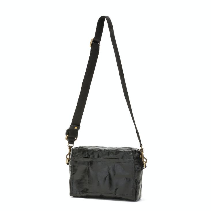 LIEFERBAR AB 17.12: TRACOLLA BAG LARGE METALLIC BLACK