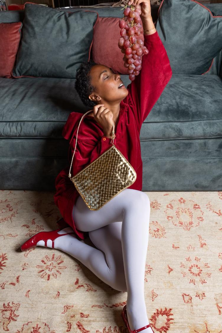 VORBESTELLEN: CA. MITTE OKTOBER LIEFERBAR: LOLA INTRECCIATO GOLD